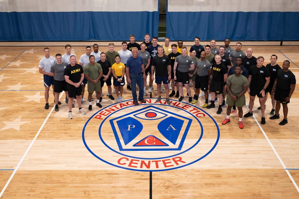 SD, HHS Sec. RFK, Jr. Participate in Fitness Check with Troops at Pentagon