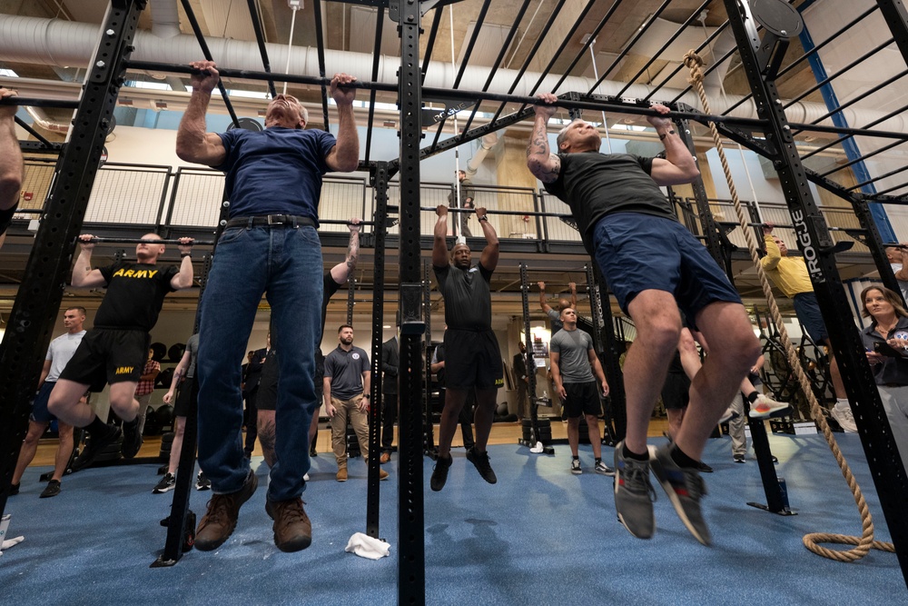 SD, HHS Sec. RFK, Jr. Participate in Fitness Check with Troops at Pentagon