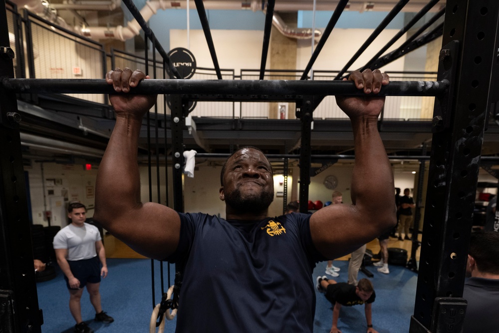 SD, HHS Sec. RFK, Jr. Participate in Fitness Check with Troops at Pentagon