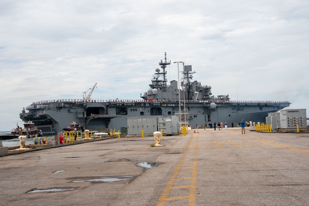 The Wasp-class amphibious assault ship USS Iwo Jima (LHD 7) Departs Naval Station Norfolk