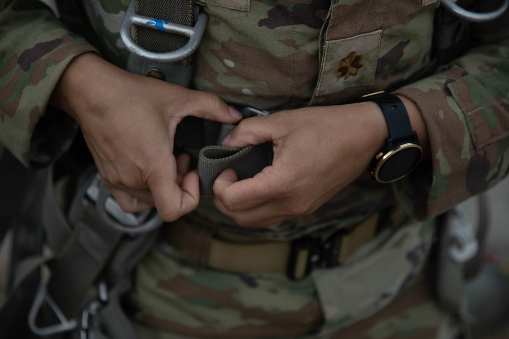 Devil Brigade Foreign Jump | 82nd ABN DIV [Photo story]