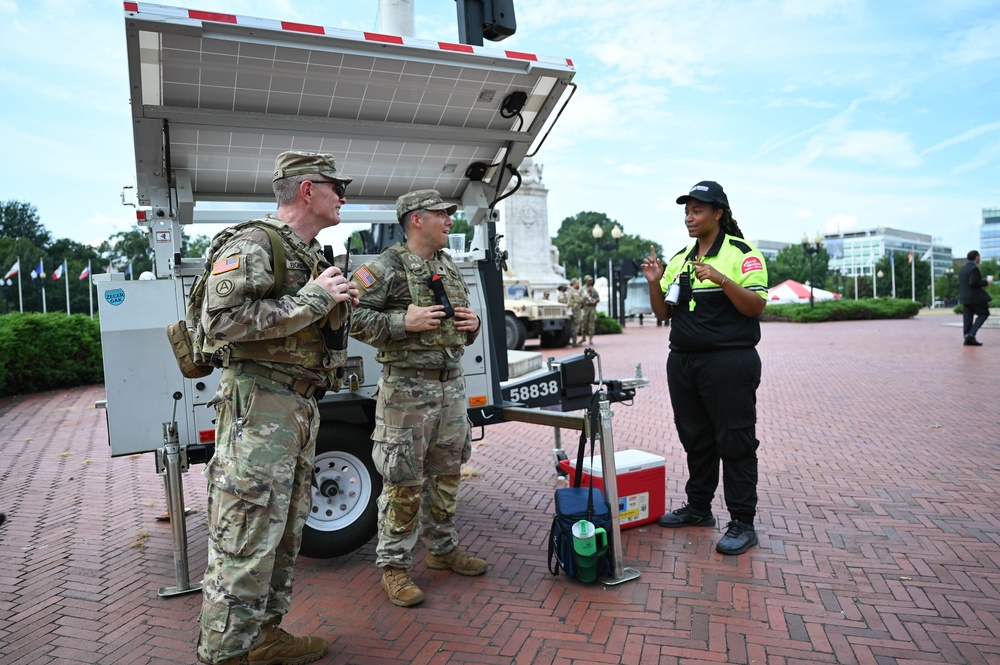 Joint Task Force D.C. Soldiers patrol the District