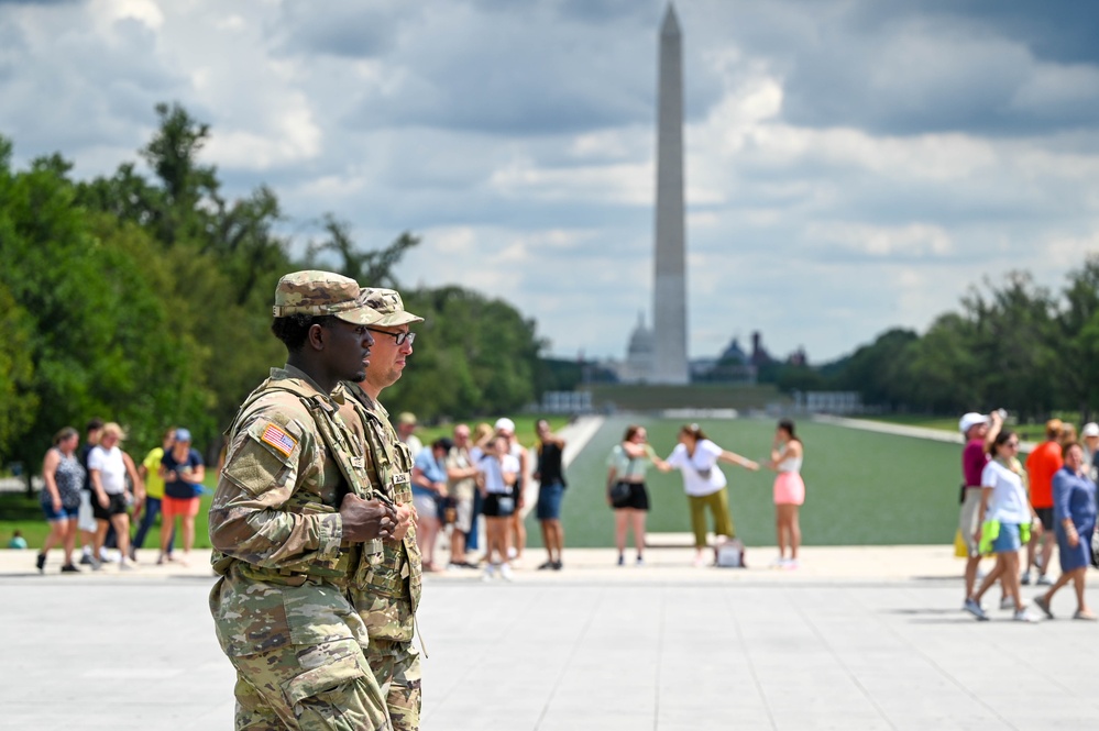 Joint Task Force D.C. Soldiers patrol the District