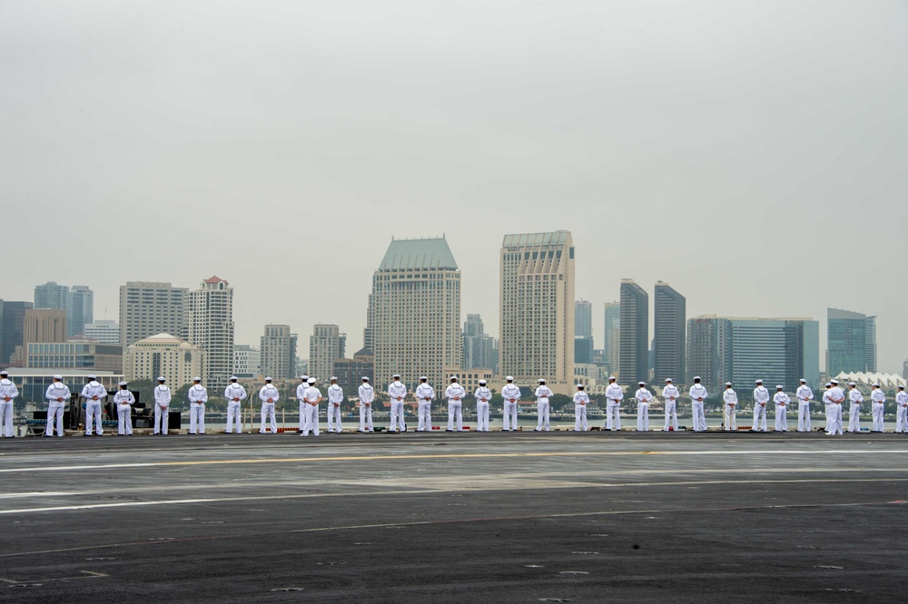 USS Carl Vinson returns from Deployment