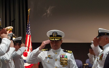 Cmdr. Tolmie Assumes Command of USS Topeka (SSN 754)