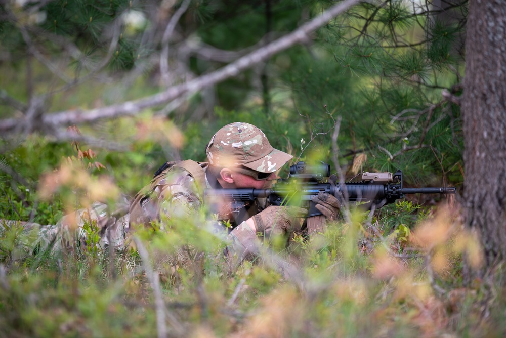 Kentucky Air Guard security forces Airmen strengthen skills in Michigan