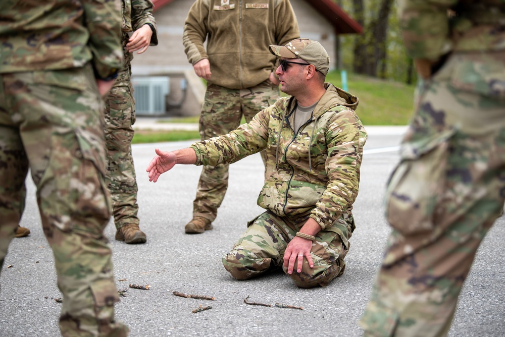 Kentucky Air Guard security forces Airmen strengthen skills in Michigan