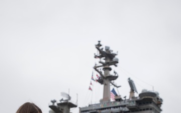 USS Carl Vinson Returns to Home Port