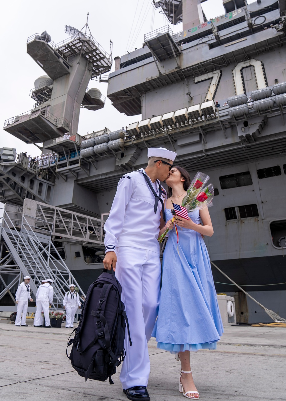 USS Carl Vinson returns from Deployment