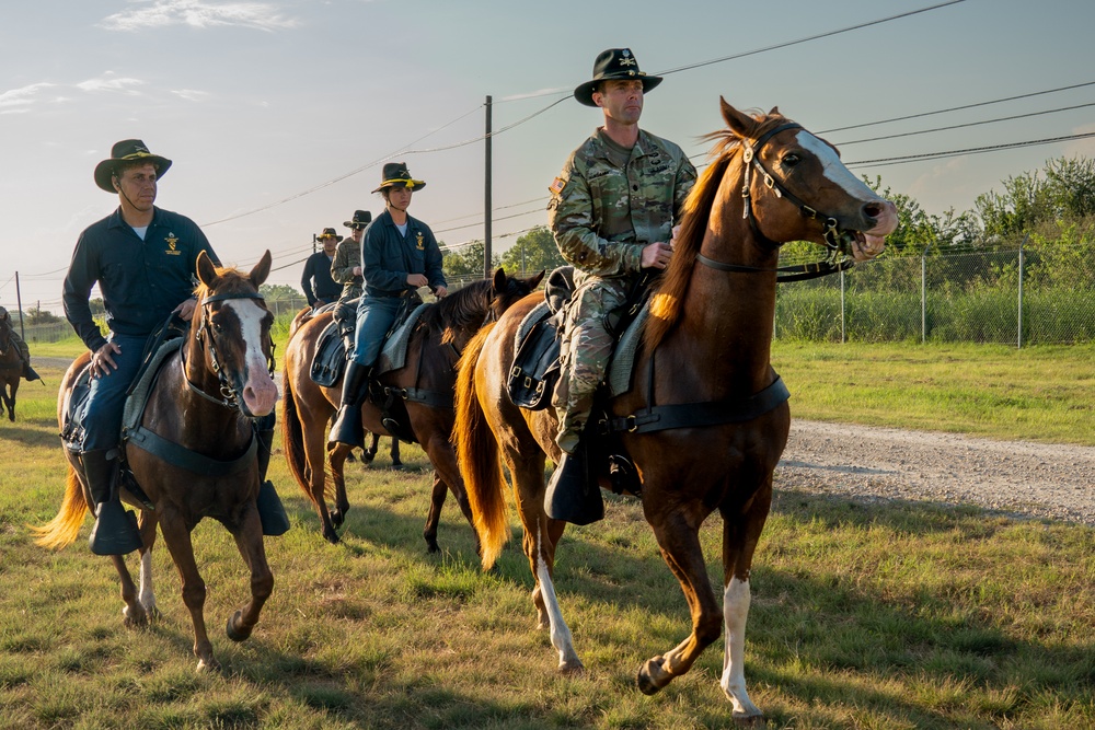 Maj. Gen. Van Wagenen visits the First Team