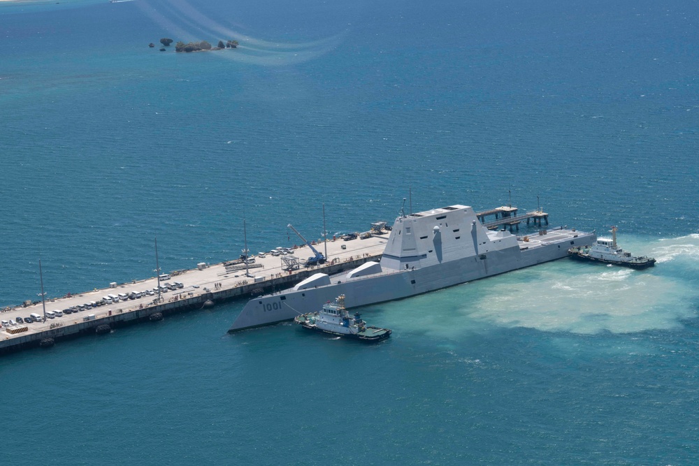 USS Michael Monsoor visits White Beach Naval Facility