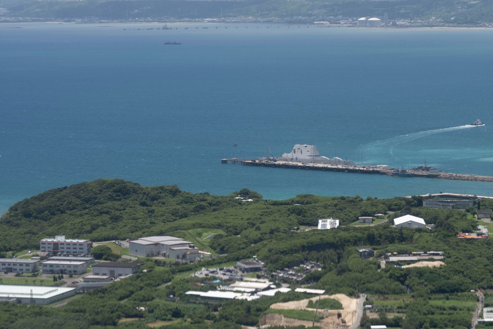 USS Michael Monsoor visits White Beach Naval Facility