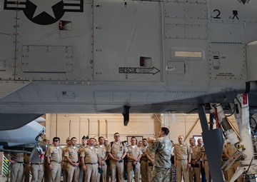 Colombian War College strengthens ties during Nellis visit