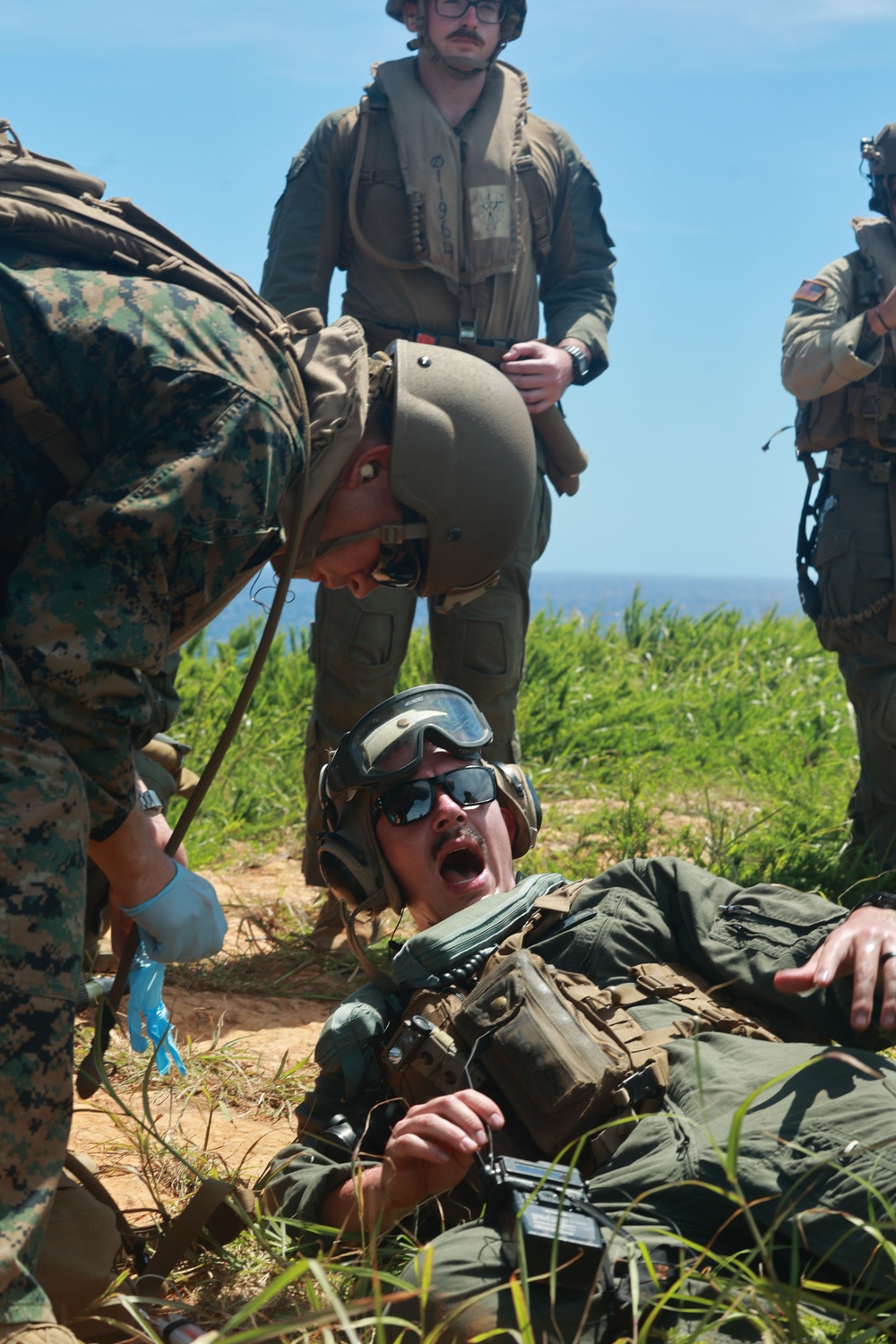VMM-262, 3rd Medical Battalion practice casualty evacuation