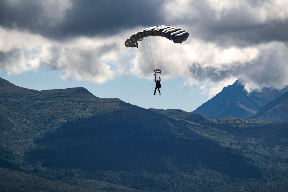 NSWG2 personnel execute a military free fall during AE25