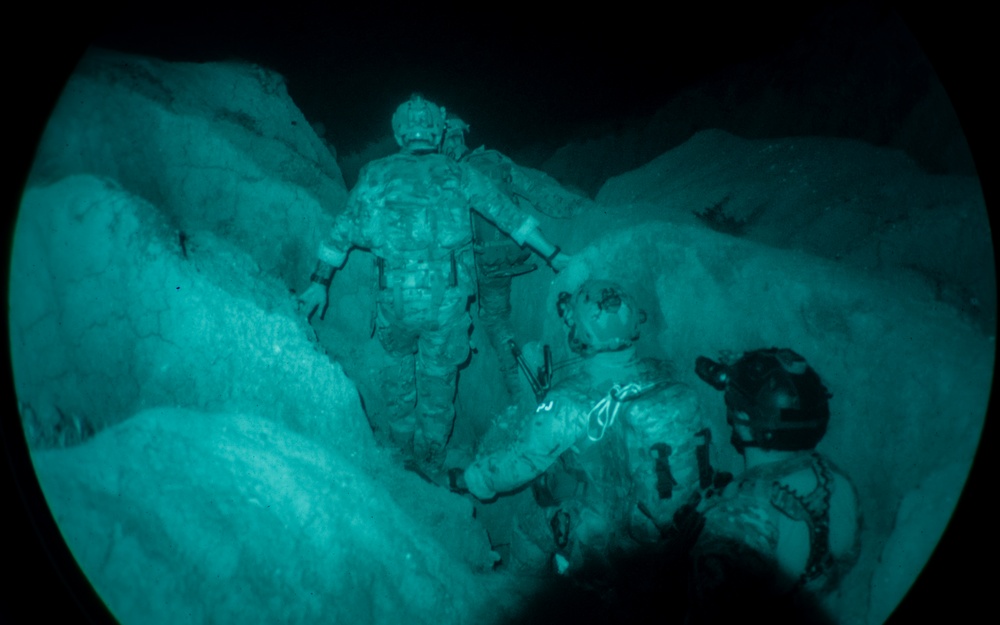 Pararescuemen conduct personnel recovery during Red Flag-Rescue 2025