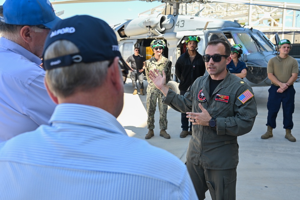 Congressional Delegation visits Sigonella