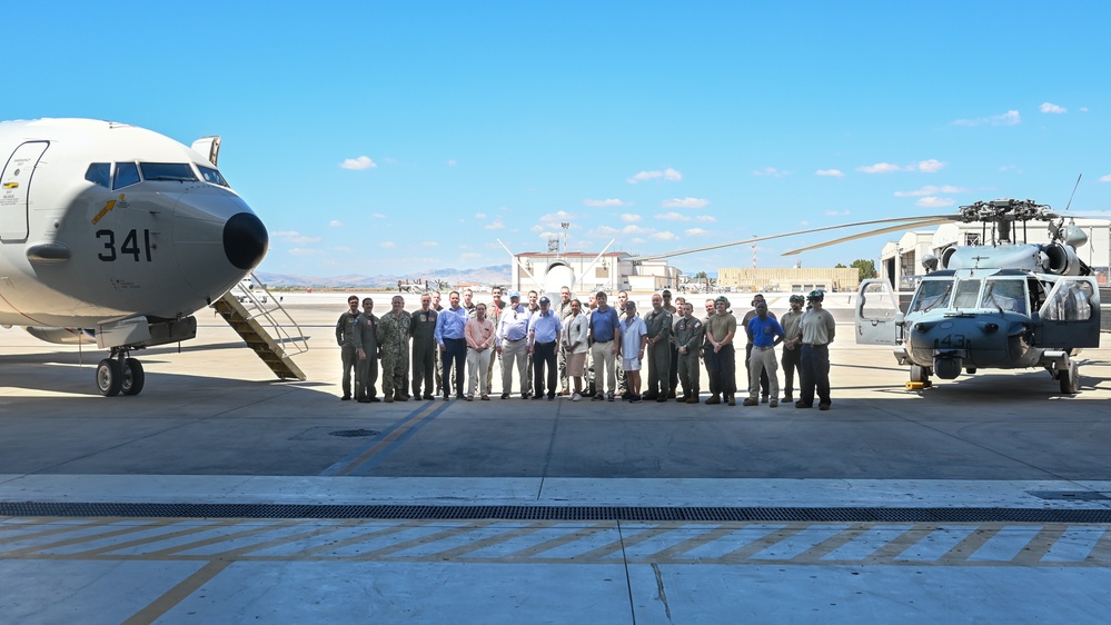 Congressional Delegation visits Sigonella