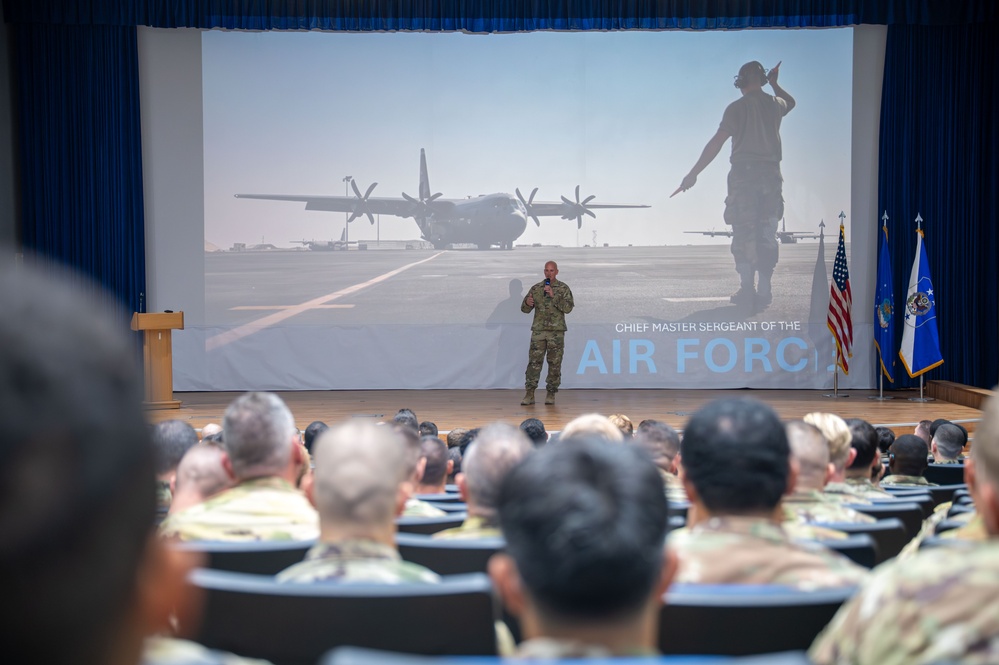 CMSAF visits 386th AEW, highlights readiness and resilience