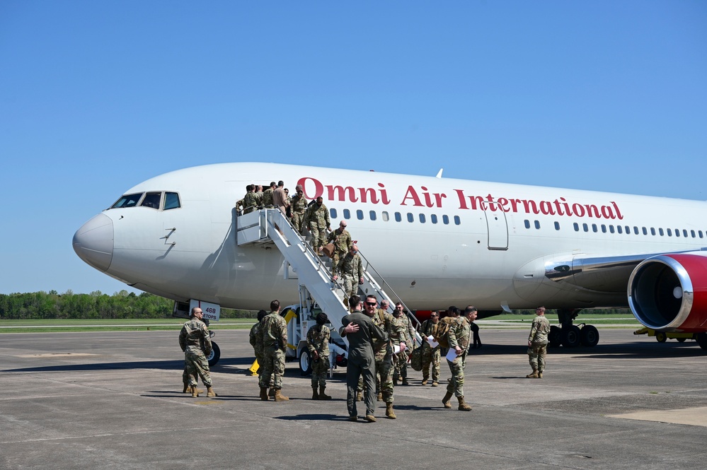 Welcome home: 386 AEW Airmen reunite with Herk Nation