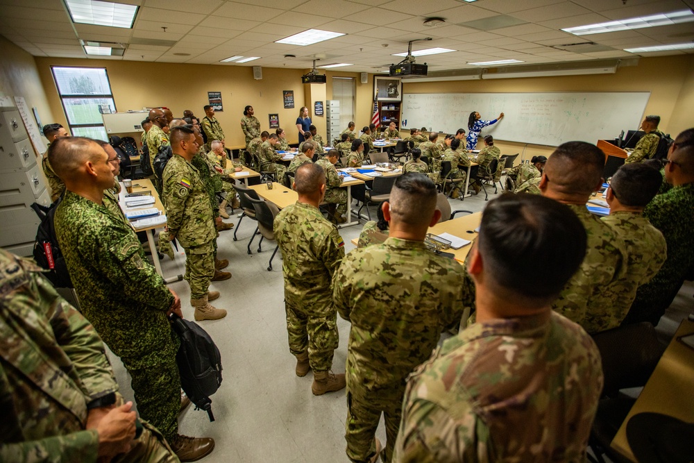PISAJ 21 participants tour the Army Future Soldiers Prep Course