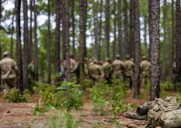 PISAJ 21 participants visit newly enlisted Soldiers during the Forge