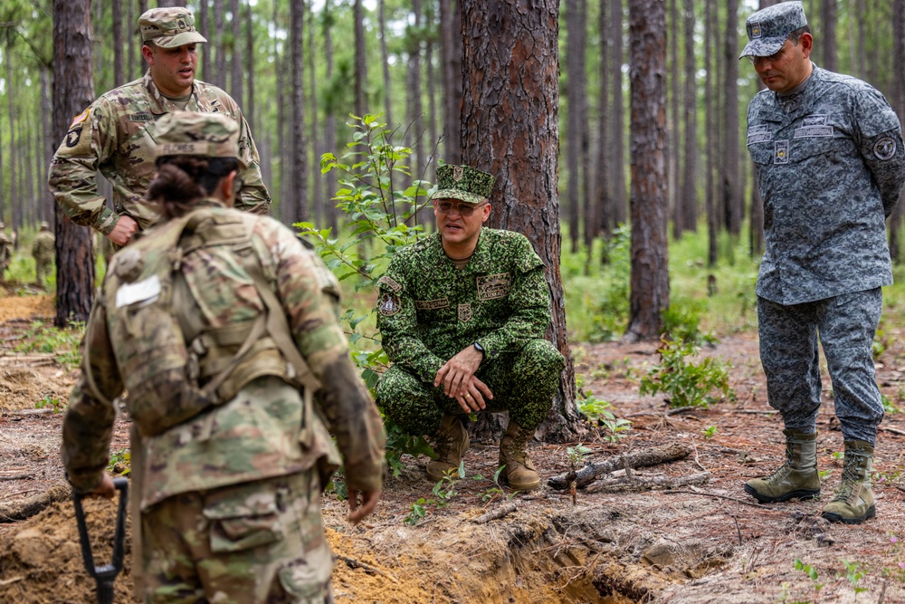 PISAJ 21 participants visit newly enlisted Soldiers during the Forge