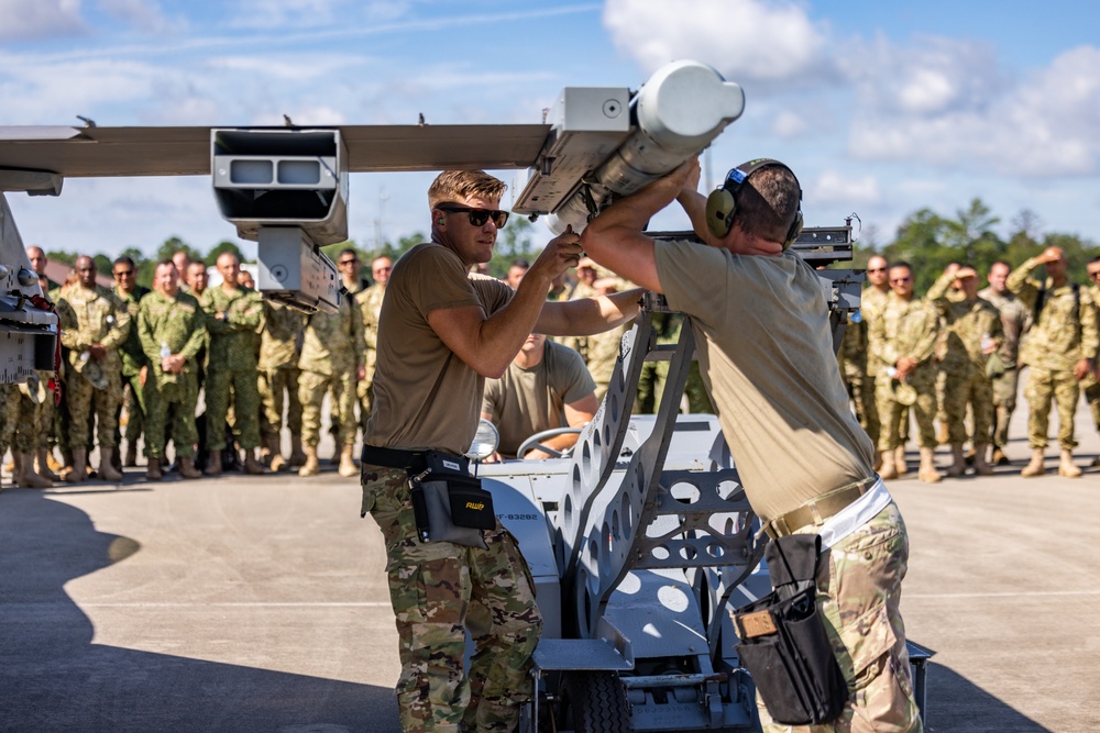 PISAJ 21 class visits McEntire Joint National Guard Base to learn about aircraft maintenance
