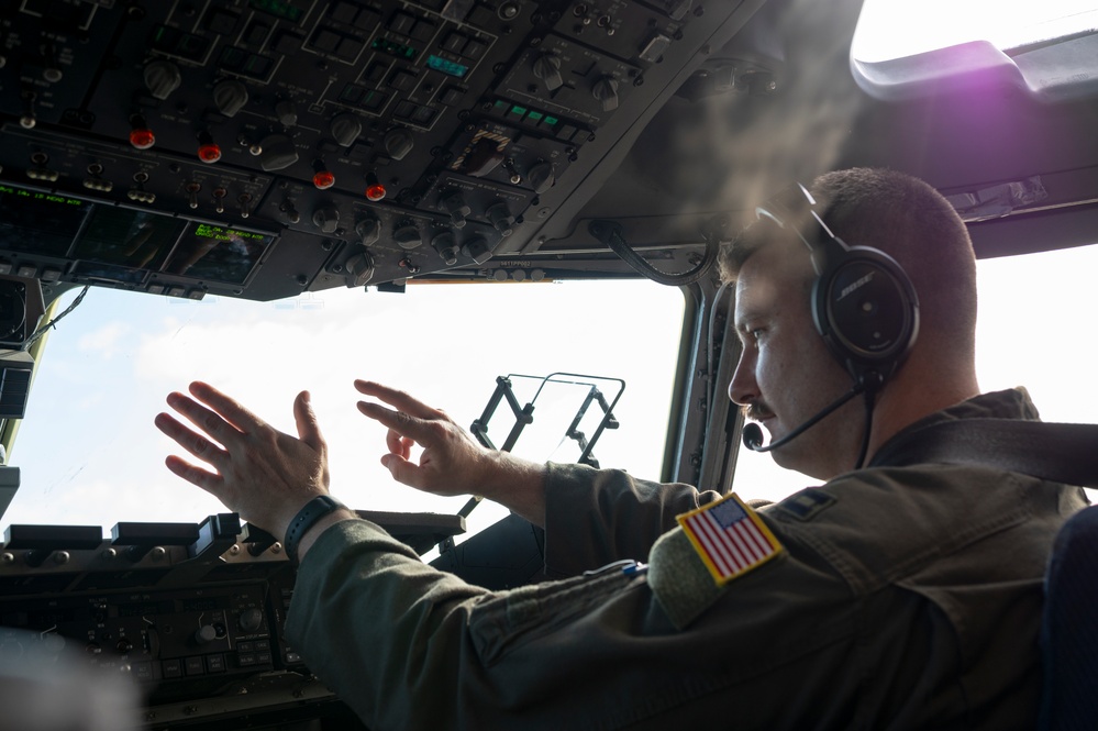 Sun, Sky, C-17: Charleston local training sortie