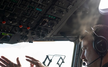 Sun, Sky, C-17: Charleston local training sortie