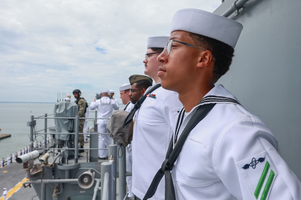 IWO ARG Departs Norfolk for Deployment