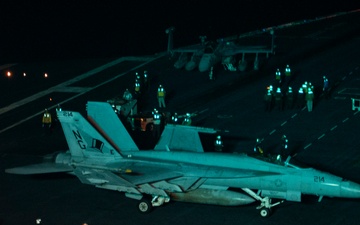 Abraham Lincoln conducts flight operations