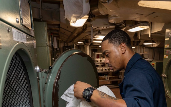 Daily Operations Aboard USS George H.W. Bush (CVN 77)