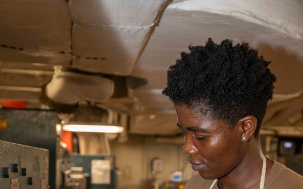 Daily Operations Aboard USS George H.W. Bush (CVN 77)