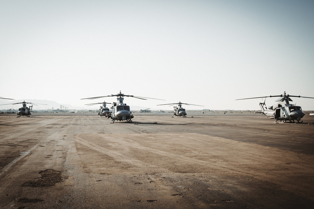 HMLA-367 conducts FARP training