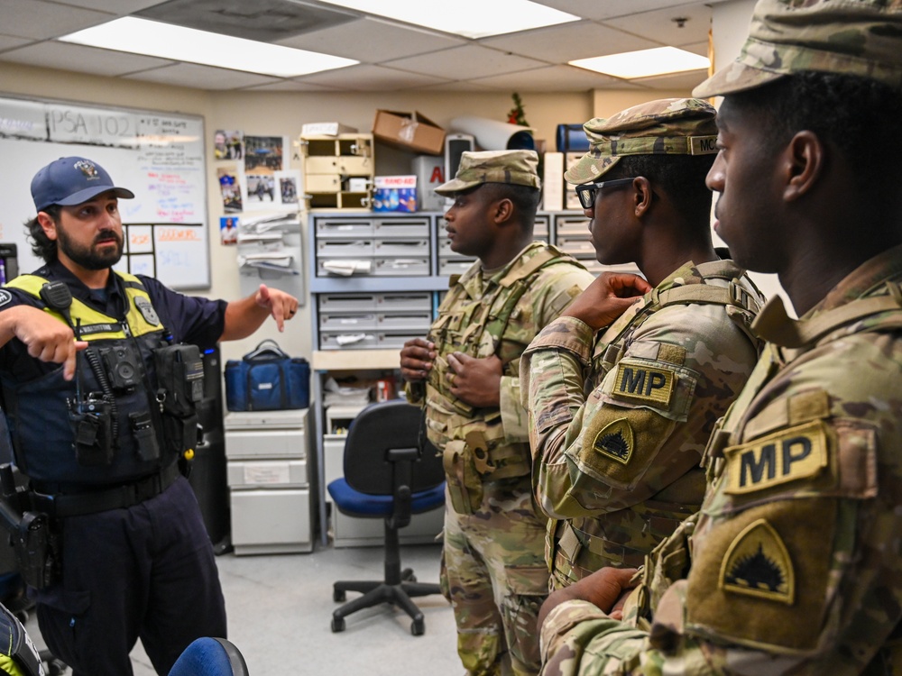 DCNG Commanding General Visits Troops Supporting the DC Safe and Beautiful Task Force