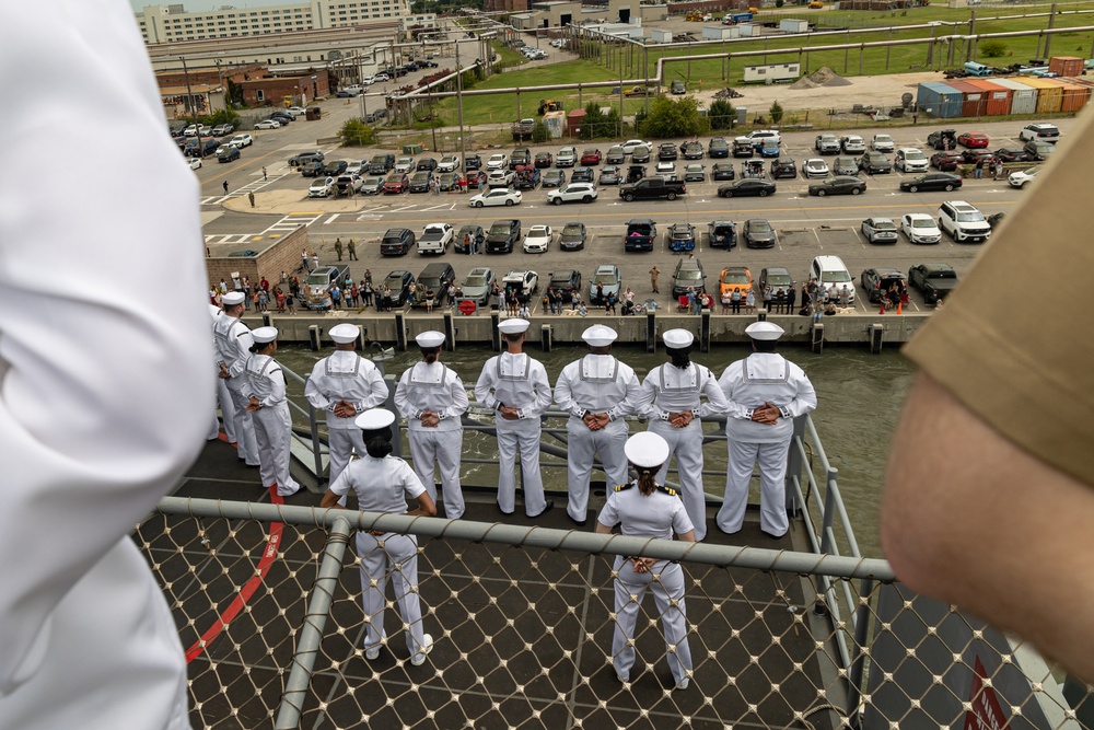 22nd MEU(SOC) Departs Naval Station Norfolk for Deployment