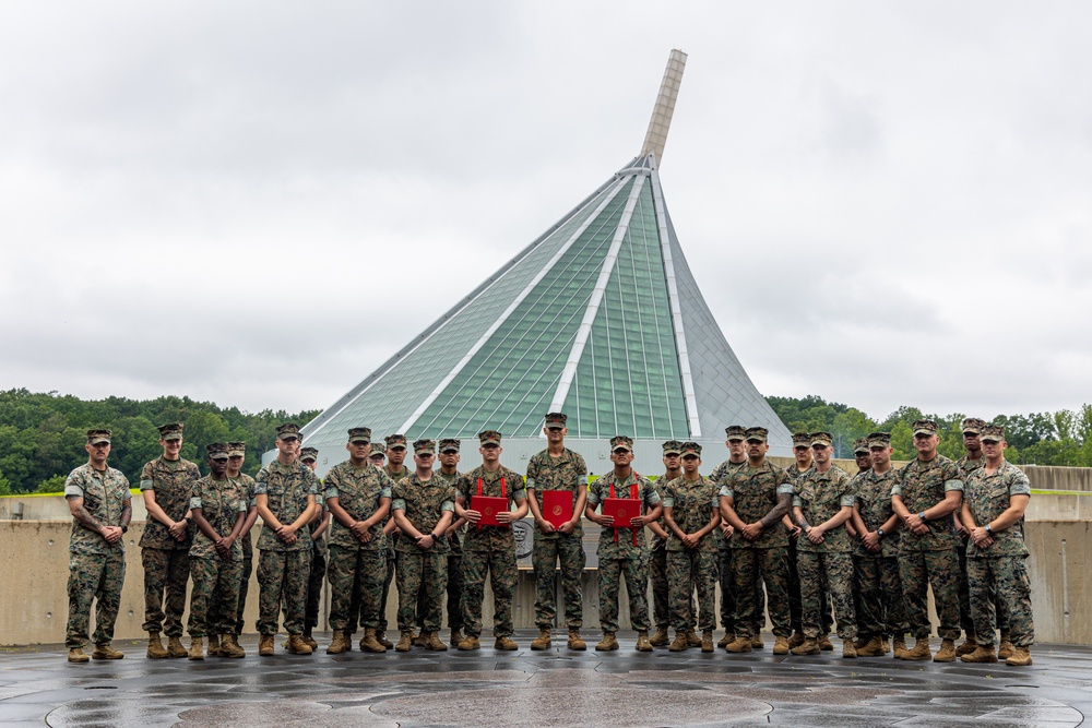 CLB-22 visits Marine Corps Museum