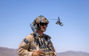 HMLA-367 conducts FARP operations during SLTE 4-25