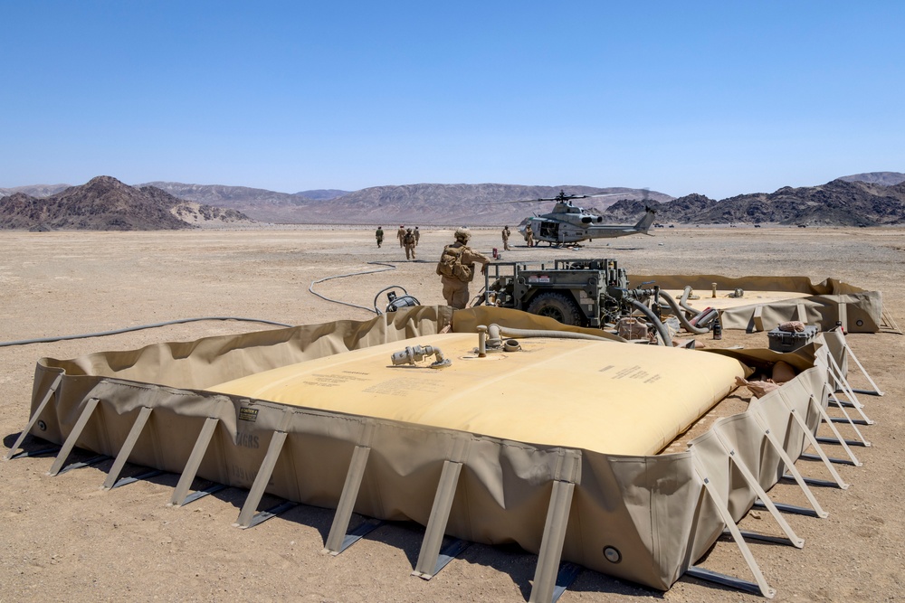 HMLA-367 conducts FARP operations during SLTE 4-25