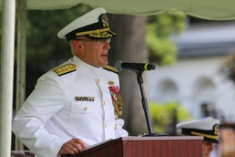 Naval Facilities Engineering Systems Command Holds Change of Command and Retirement Ceremony