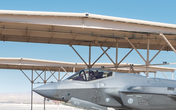 Gen. Drowley completes fini flight in F-35