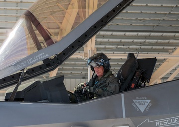 Gen. Drowley completes fini flight in F-35