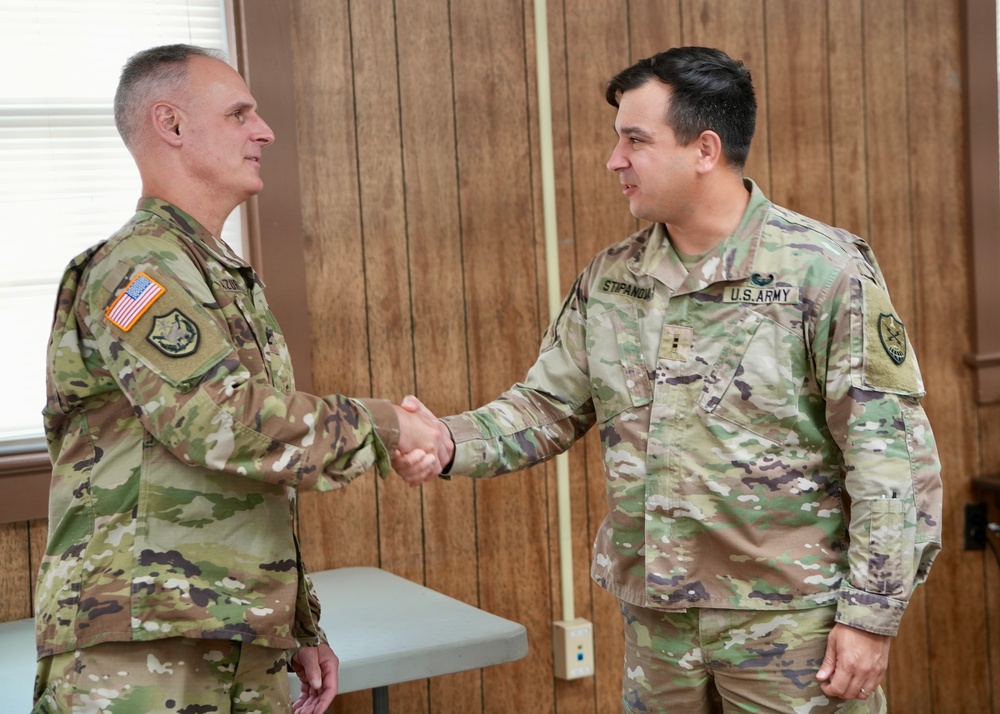 Maryland Army National Guard cyber soldiers lead certification exercise for sister units