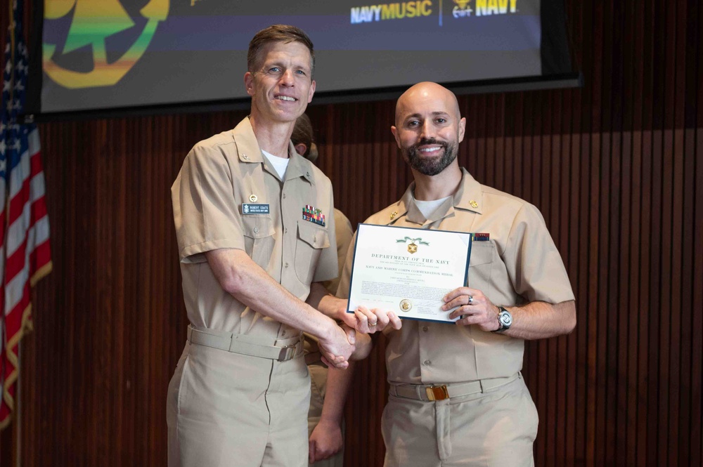 U.S. Navy Band conducts All Hands meeting