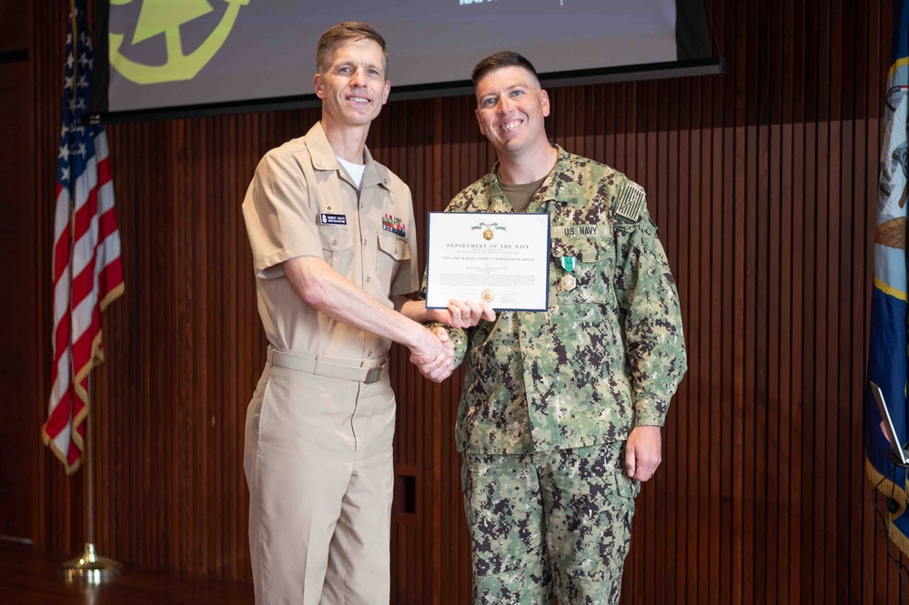 U.S. Navy Band conducts All Hands meeting