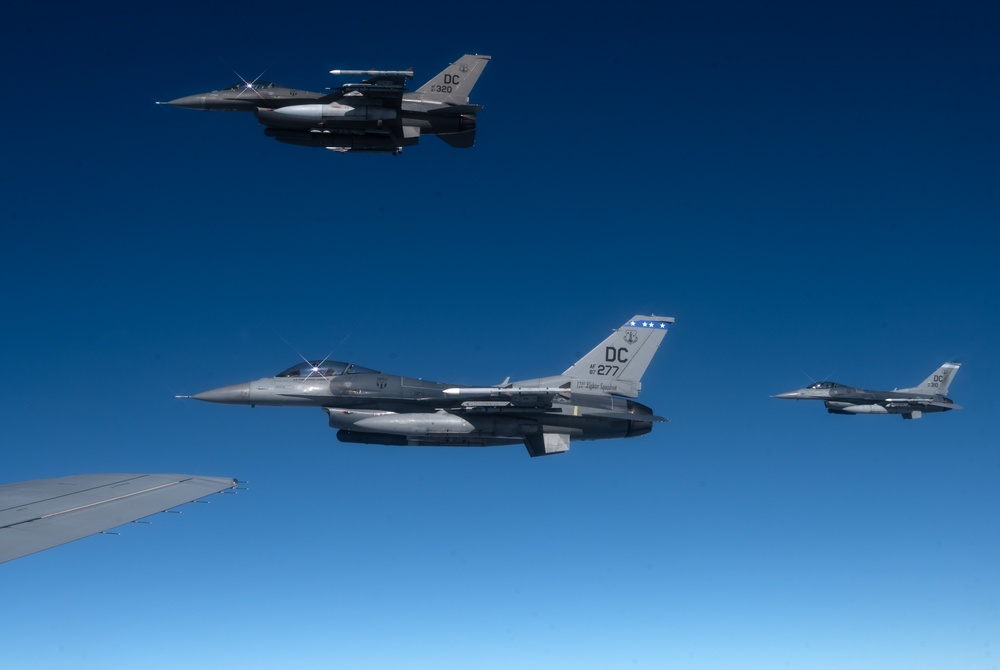 22 ARW keeps fighters in the air during BE 25-3