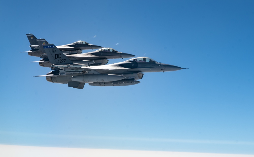 22 ARW keeps fighters in the air during BE 25-3