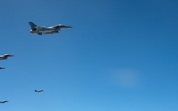 22 ARW keeps fighters in the air during BE 25-3