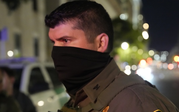 U.S. Border Patrol agents patrol alongside D.C. Police